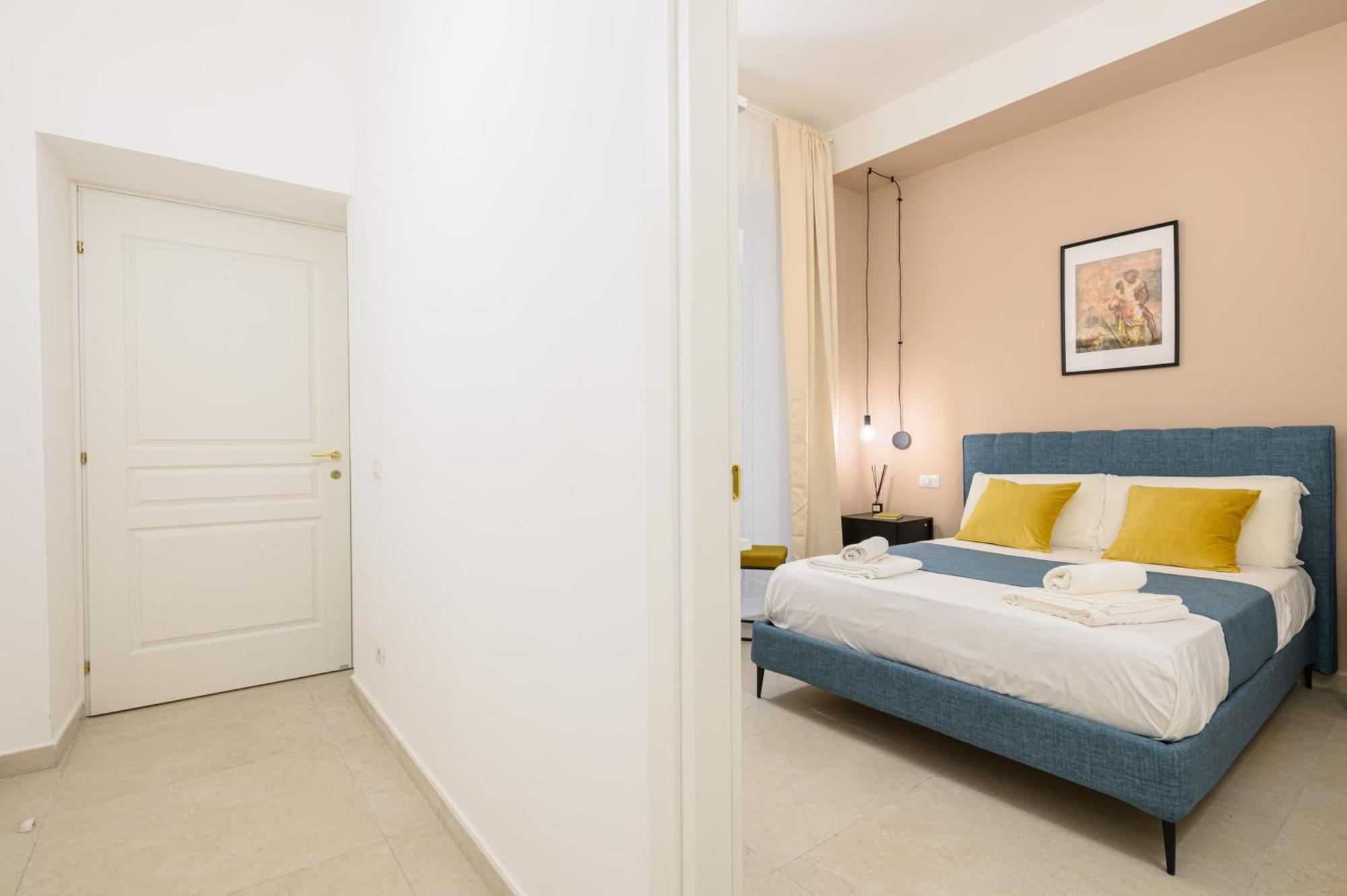 Into Mann Hotel Napoli Bagian luar foto